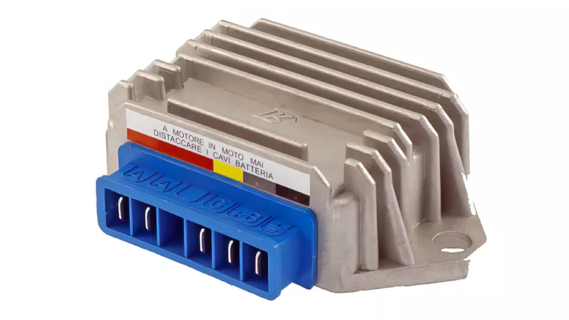 10072-voltage-regulator-rms-12v-16a-5-pins-vespa-1.webp