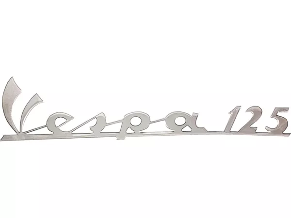 10118-badge-vespa-125cc-chrome-1.webp