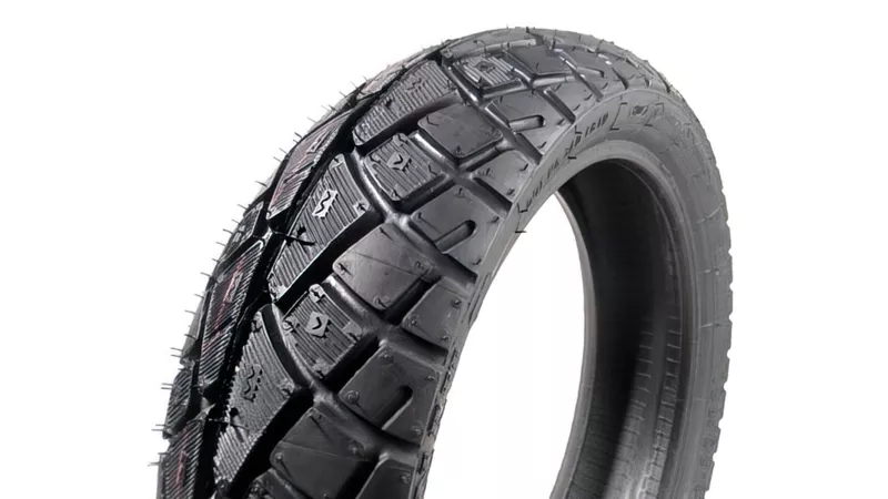 10834-winter-tire-scooter-120-70-13–1.webp