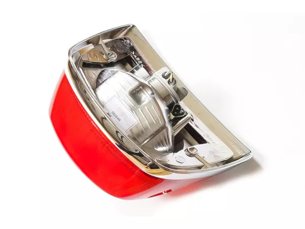 12754-tail-light-piaggio-vespa-s-50-150cc–1.webp