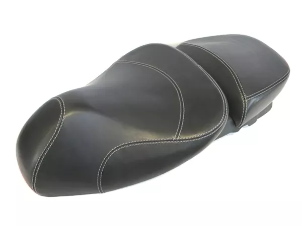 Piaggio Seat (dual) Vespa GTS \/ GTV 125 - 300cc black leather