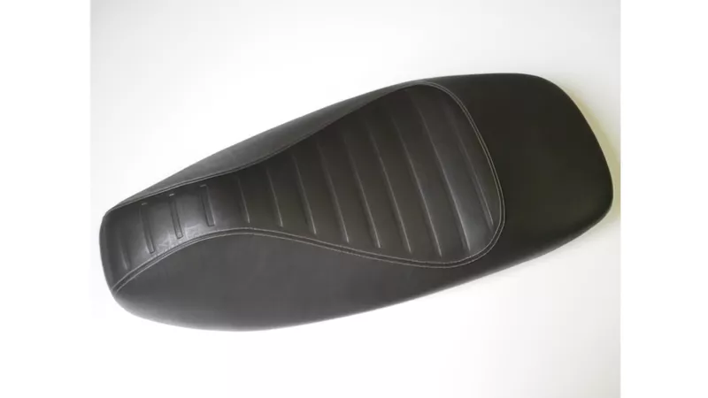12830-piaggio-seat-vespa-gts-125-300cc-brown-quilted–1.webp