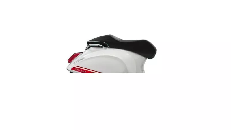 15185-piaggio-seat-sport-black-vespa-primavera-sprint-125-150cc-1.webp