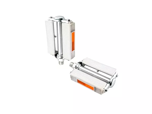 17191-pedals-white-peugeot-103-union-1.webp