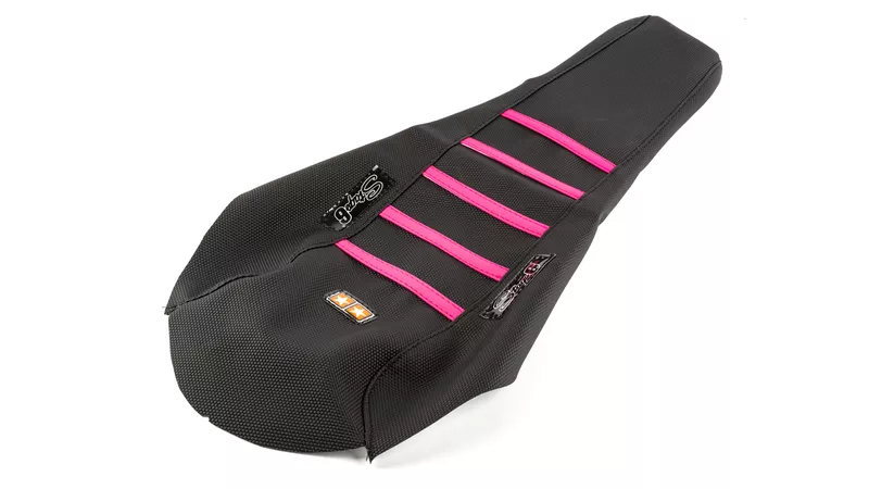 18708-seat-cover-stage6-black-pink-rieju-mrt-1.webp