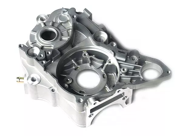 19935-crankcase-left-side-pit-bike-engine-zongshen-190cc-1.webp