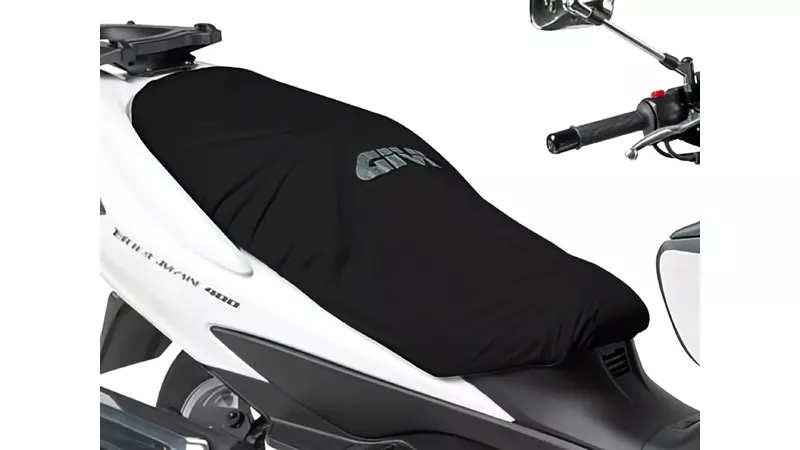 30590-seat-cover-givi-waterproof-removable-black-for-scooters-1.webp