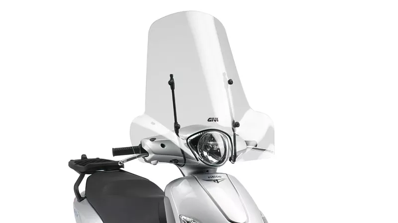 30671-windshield-givi-50-8x66cm-piaggio-liberty-50-125-200-after-2002-1.webp