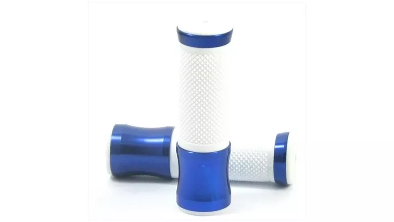4125-grips-cnc-white-blue-1.webp